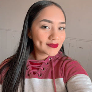 Meet your Posher, Iris